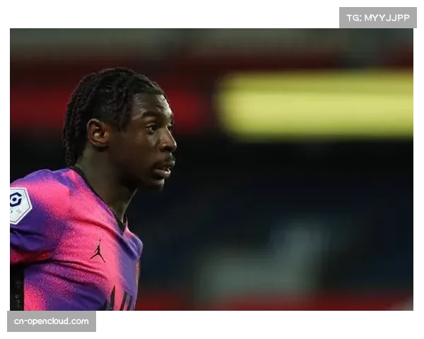 尼斯上轮客场憾负巴黎 门将迪乌夫高接抵挡表现神勇 尼斯上轮客场憾负巴黎 门将迪乌夫高接抵挡表现神勇